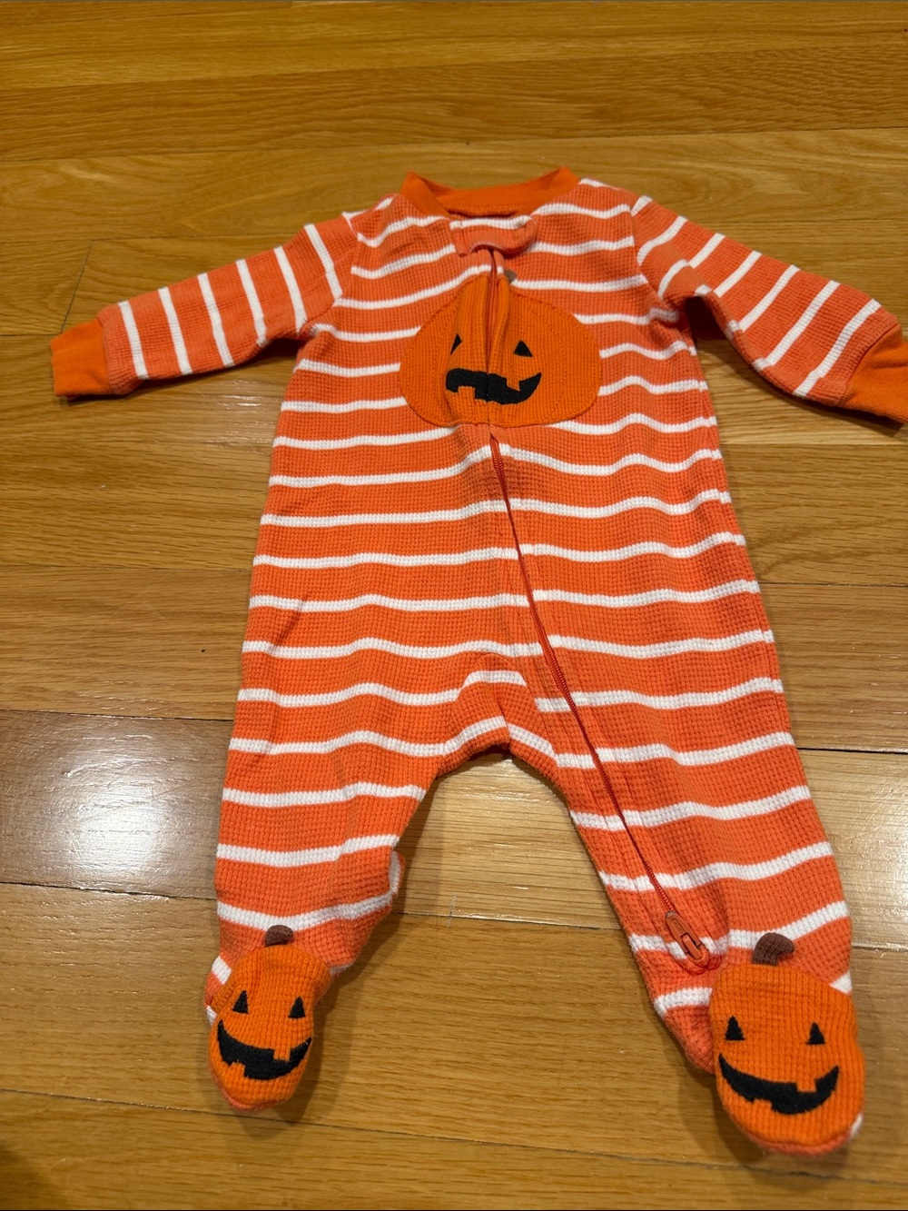 Carter’s baby pumpkin sleeper size 3 months .